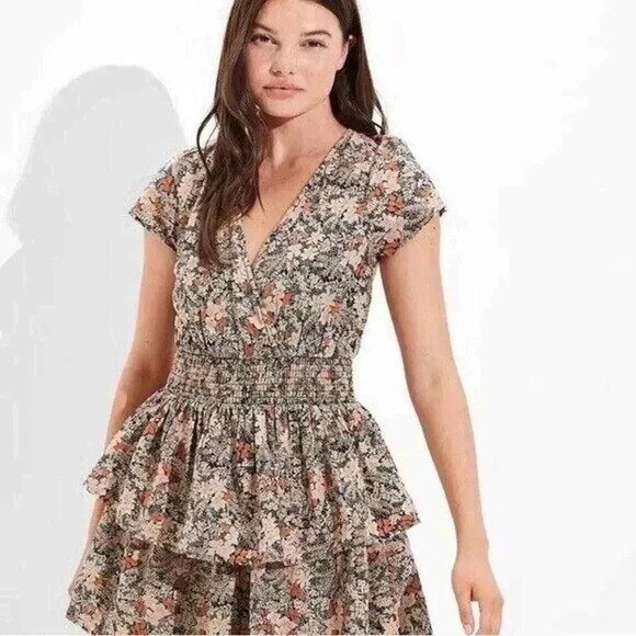 NWT American Eagle Floral Garden Party Tiered Dress Size Small - Picture 2 of 8
